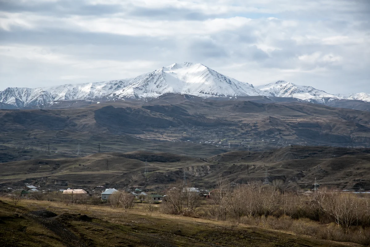 Панорама горных районов российского Северного Кавказа